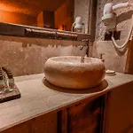 Zeus Cave Bed and Breakfast