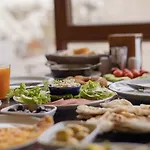 Bed and Breakfast Zeus Cave 4*