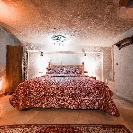 Zeus Cave Гореме