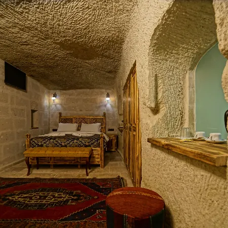 Zeus Cave Couette-café