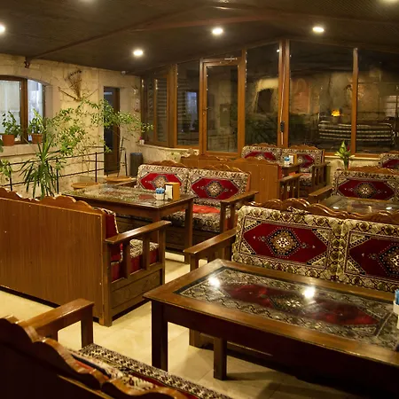 Zeus Cave Couette-café Göreme