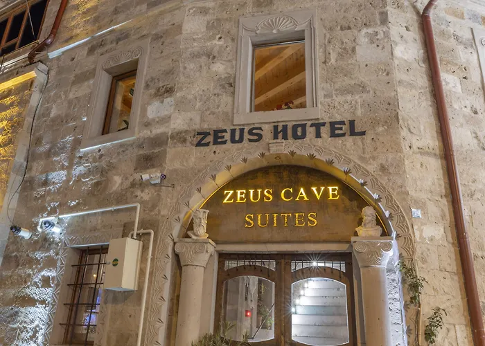 Zeus Cave Bed & Breakfast 4*